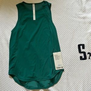 Lululemon Sculpt tank